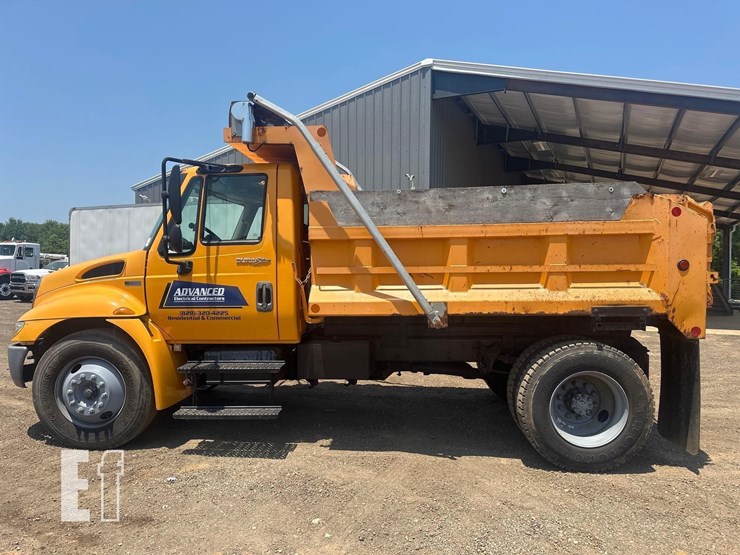 2013-international-durastar-4300-image-7