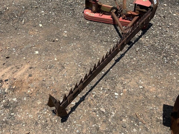 sickle-bar-mower-7ft-3pt-hitch-2402-image-2