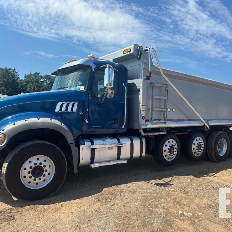 2021 MACK GRANITE 64FR