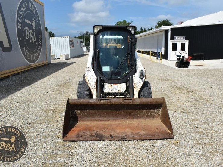 2017-bobcat-s570-image-23