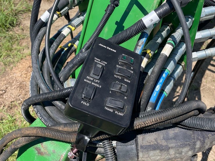 2012-john-deere-1790-image-109