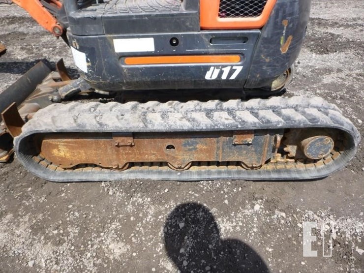 2016-kubota-u17-image-31