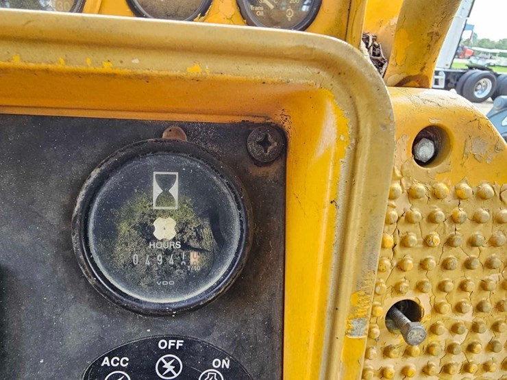 2014-deere-450g-image-13