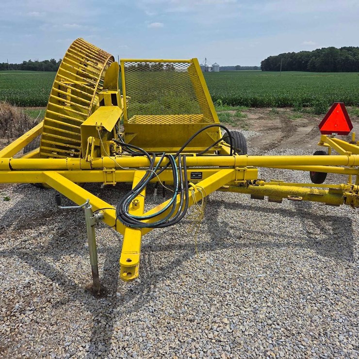 Haybuster rock rake
