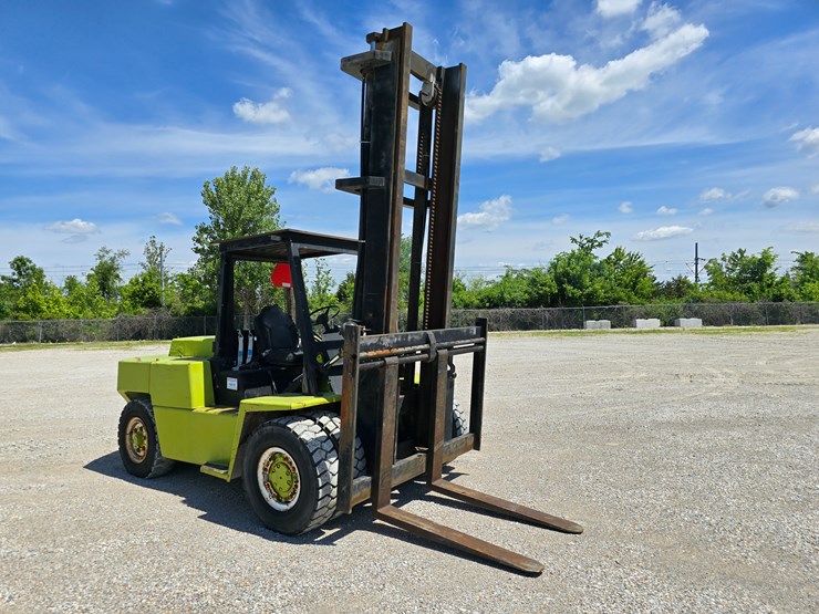 #16610-•-clark-c500y165d-diesel-forklift-image-33