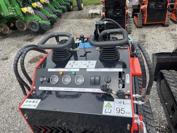 new-mms-skid-steer-loader-image-7