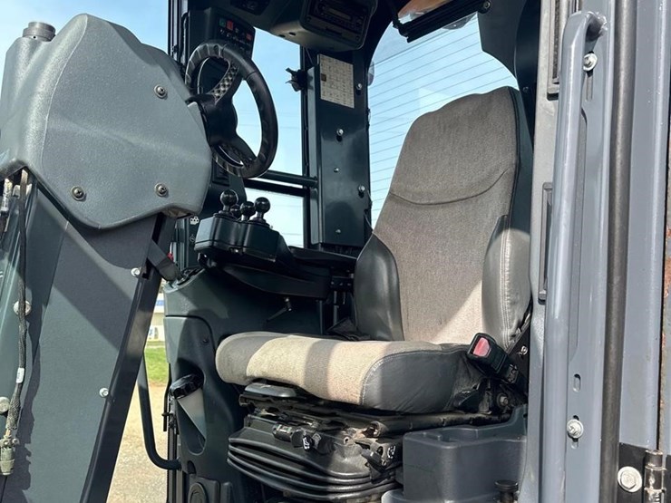 2014-deere-772gp-image-8