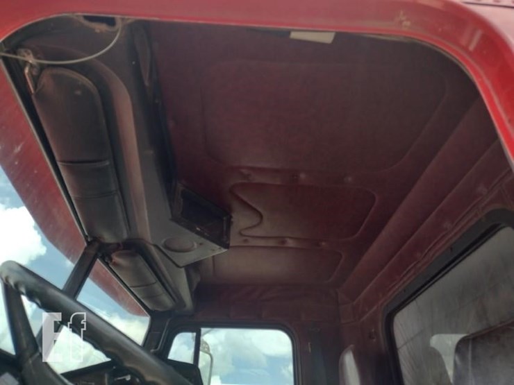 1998-cummins-m11-image-16