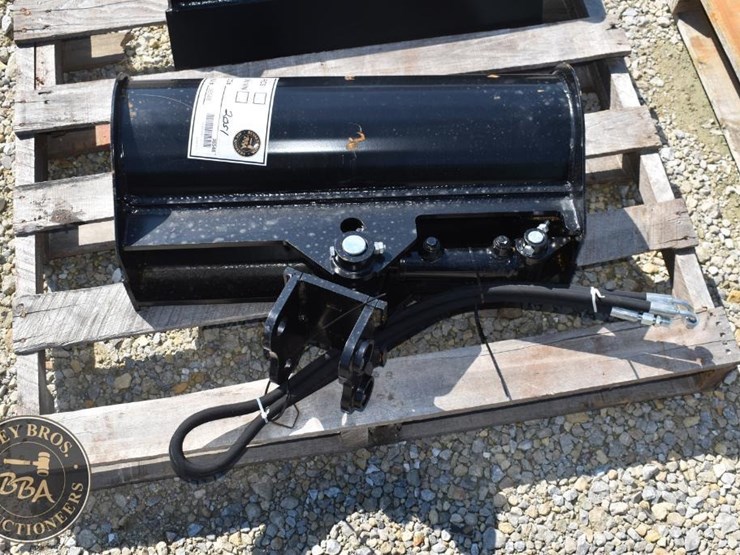 bucket,-trenching-future-24-inch-hydraulic-tilt-bucket-36548-image-2