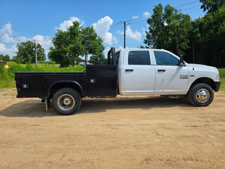 2018-utility-flatbed-image-10