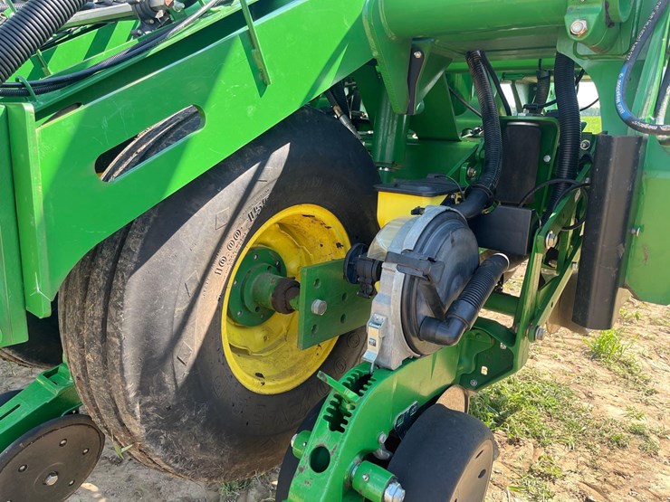 2012-john-deere-1790-image-9