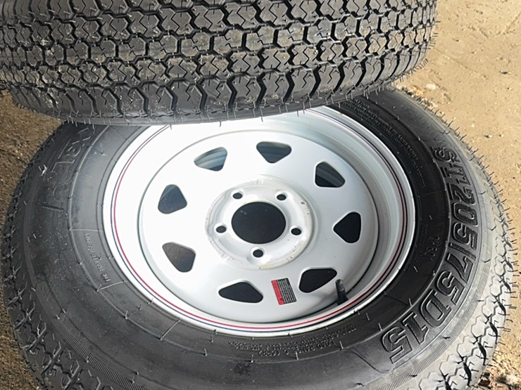 pair-of-trailer-tires-205/75/d15-image-1