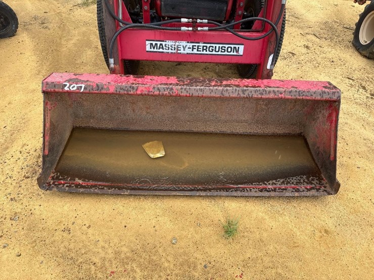 massey-ferguson-1250-image-10