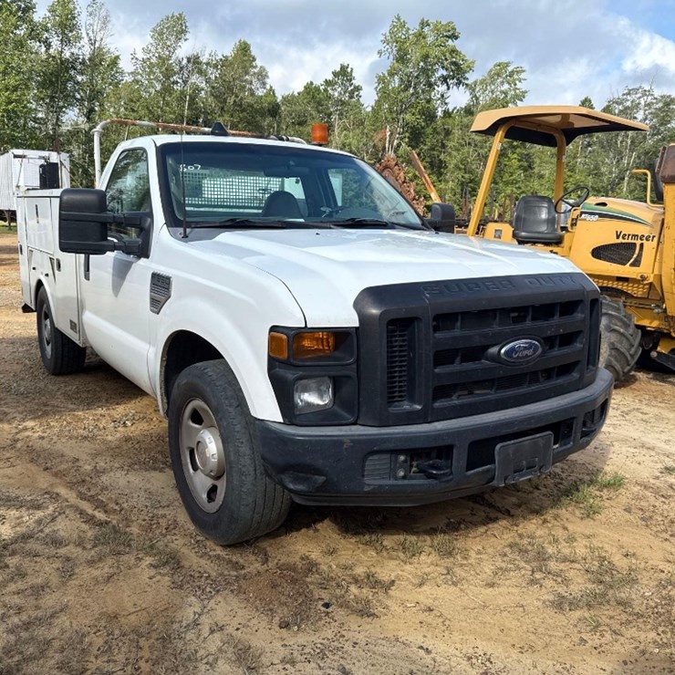 2008 FORD F350 XL
