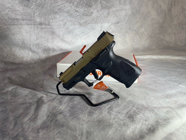 #4395-•-taurus-g2c-9mm-luger-pistol,-sn:-ael857955-image-1