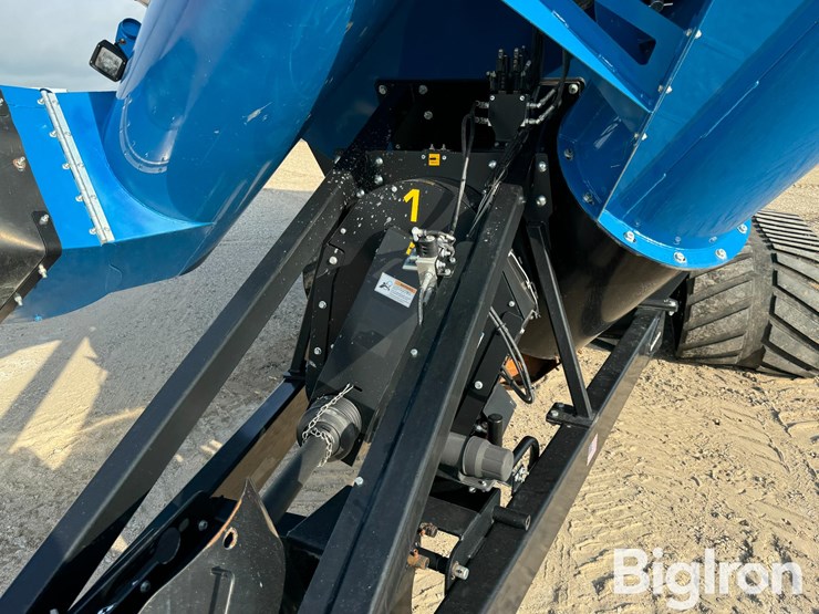 2019-kinze-1305-image-12