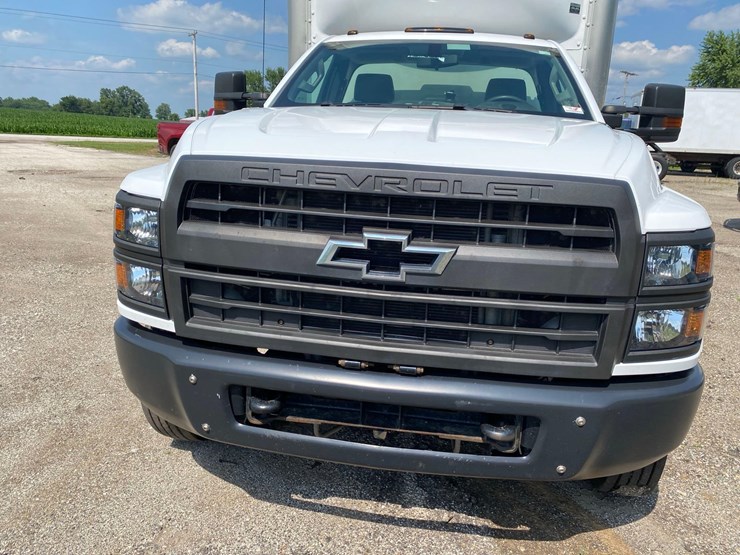2019-chevrolet-6500-image-12