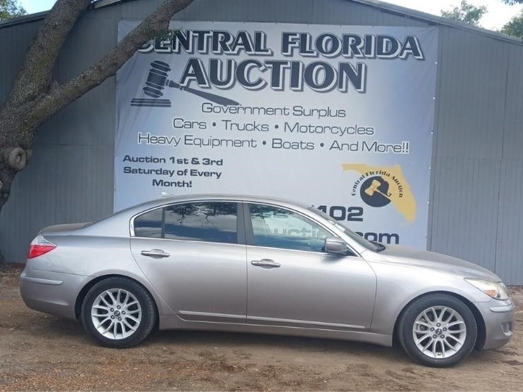 2009-hyundai-genesis-runs/moves-3.8l-v6-image-1