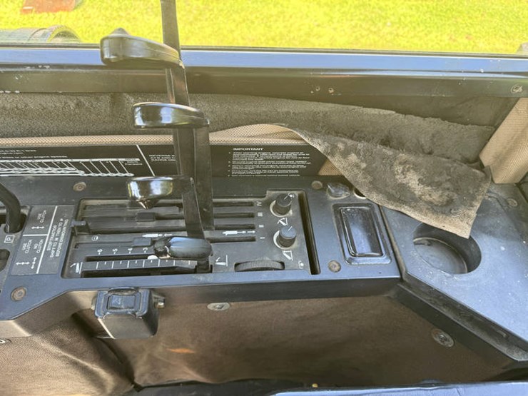 1990-john-deere-8760-image-30