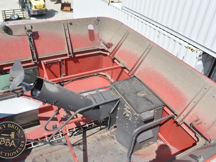 2007-massey-ferguson-9690-image-75