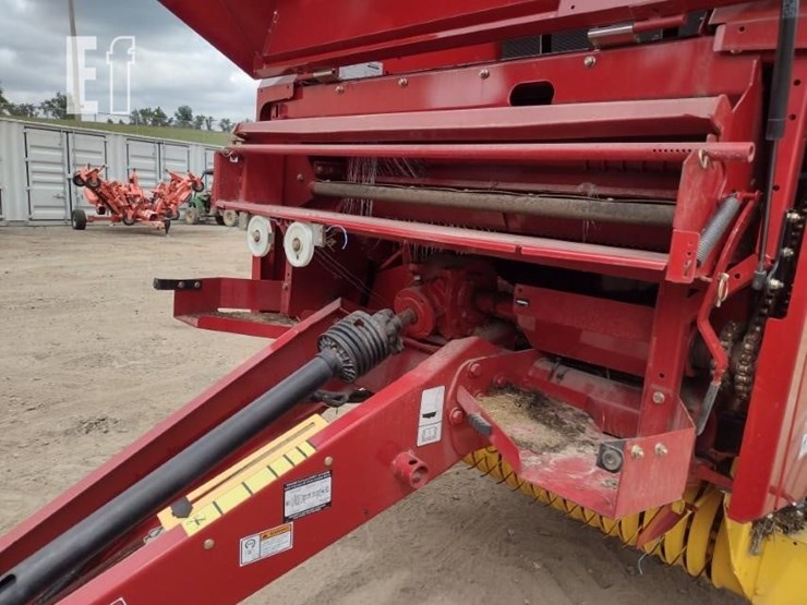 2018-new-holland-rb450u-image-7