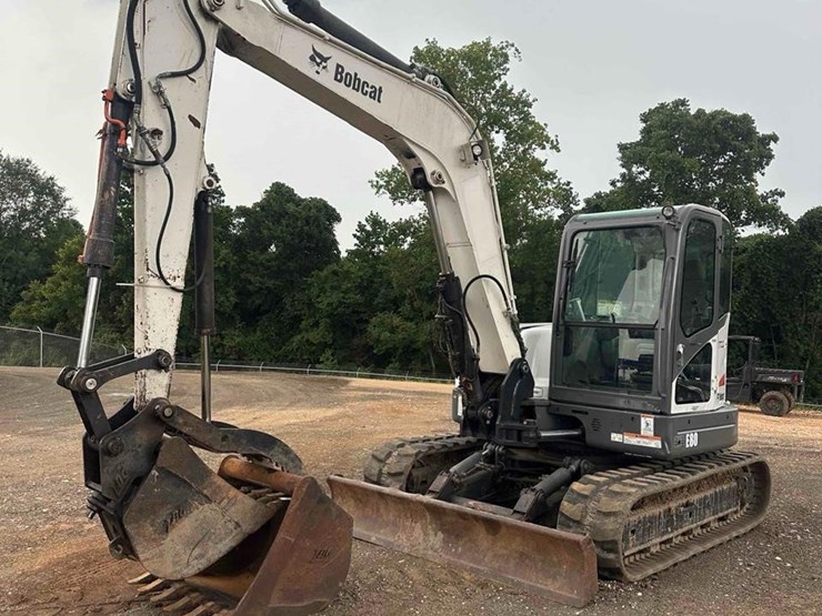 2011-bobcat-e80-image-2
