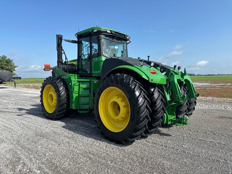 2022-john-deere-9r-390-image-3