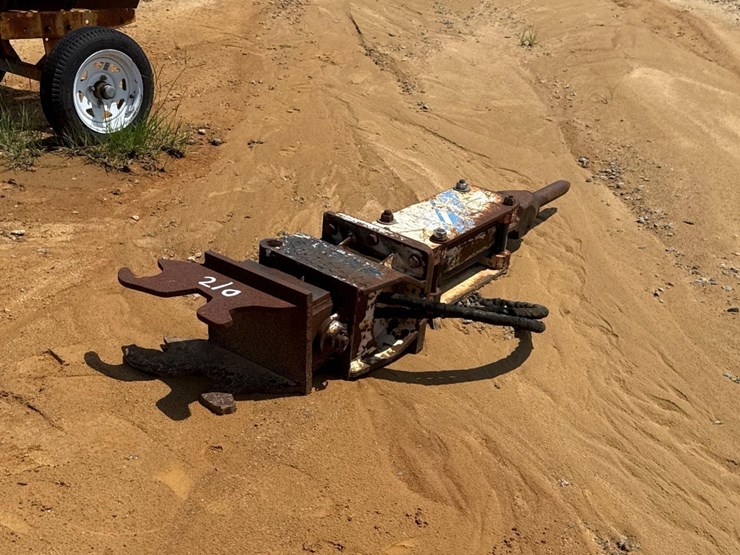 210---kent-excavator-concrete-breaker-image-1