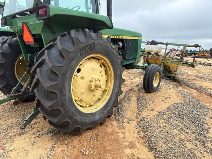 john-deere-4430-image-7