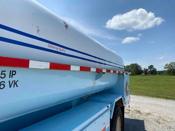 fuel-truck-bed---2,100-gals-image-23