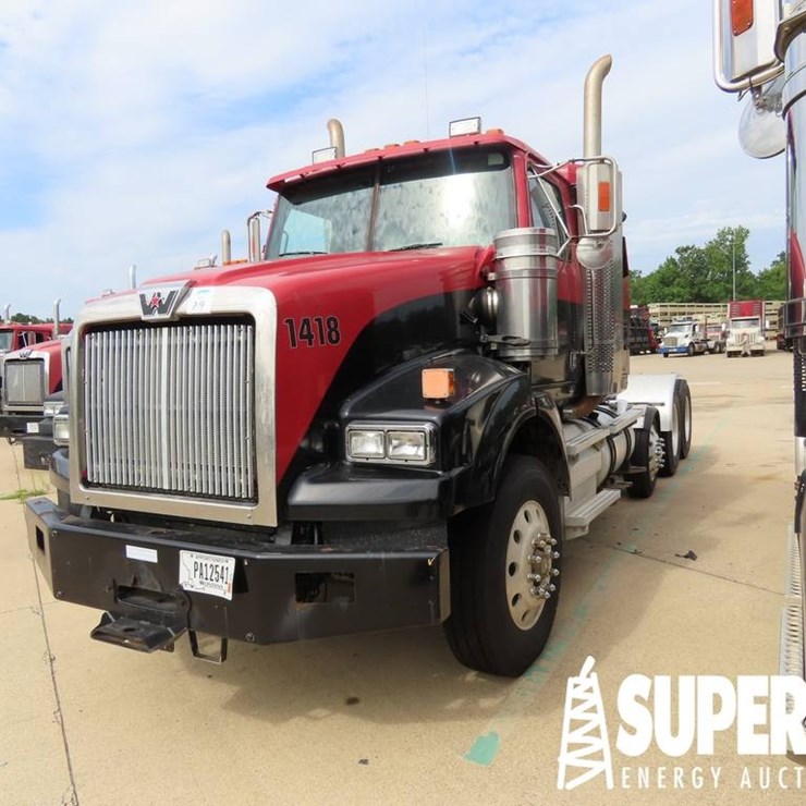 2012 WESTERN STAR 4900