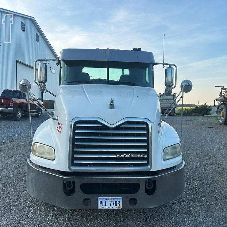 2012 MACK PINNACLE CXU613