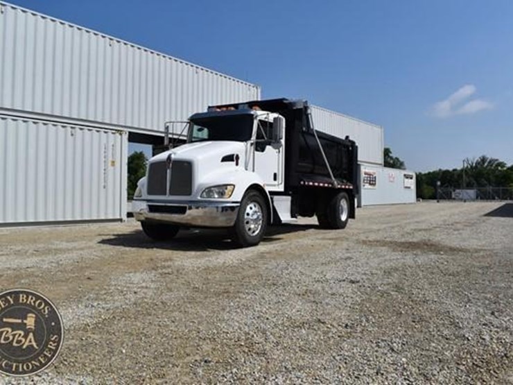 2012-kenworth-t370-image-28