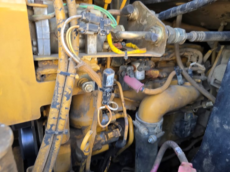 2005-caterpillar-953c-image-102