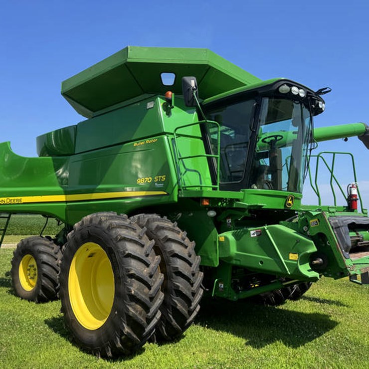 2010 JOHN DEERE 2010
