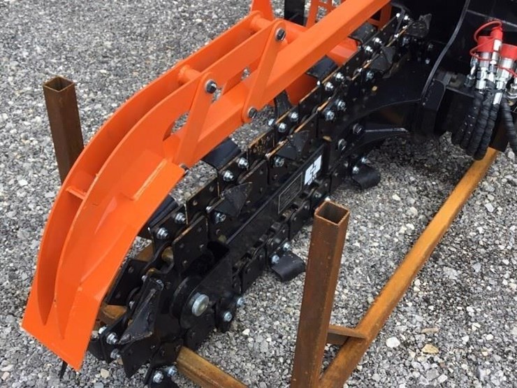 new-giyi-skid-steer-trencher-image-2