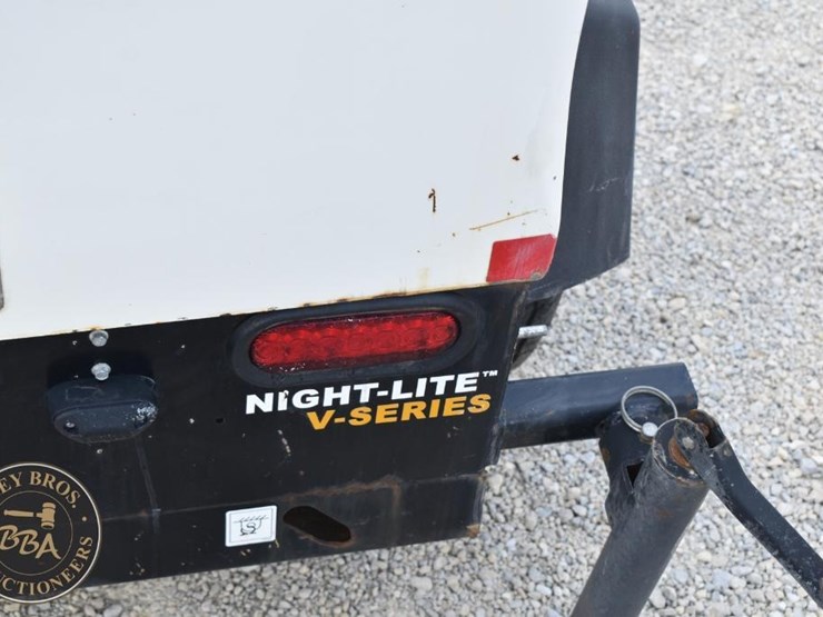 2019-allmand-bros-night-lite-v-series-image-5