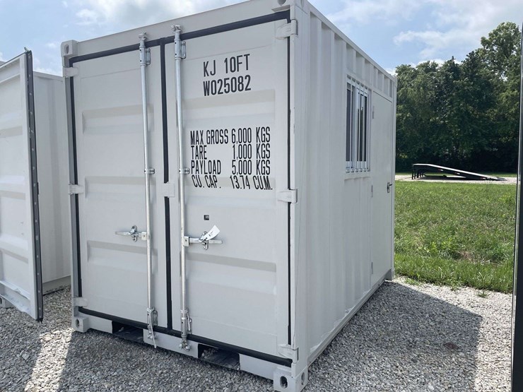 10-ft-small-shipping-container-image-1