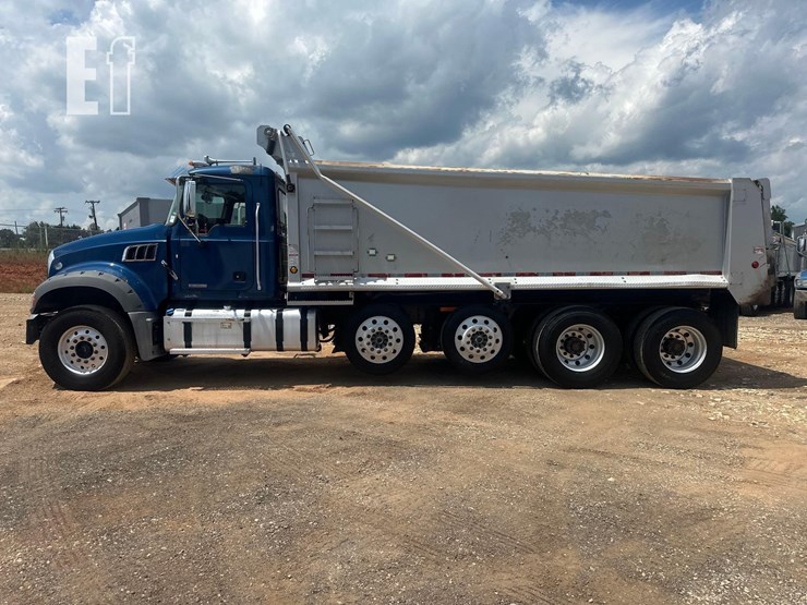 2021-mack-granite-64fr-image-9