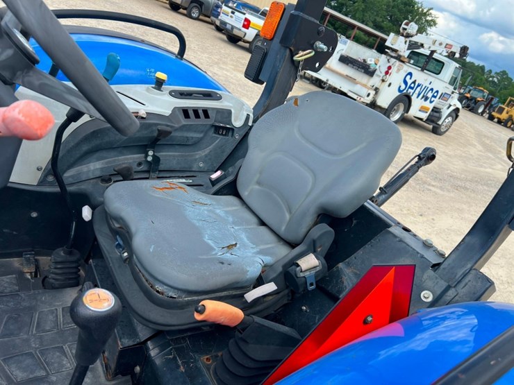 2020-new-holland-workmaster-105-image-31