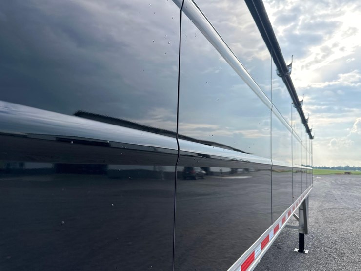 2022-40'-eby-grain-trailer-image-13