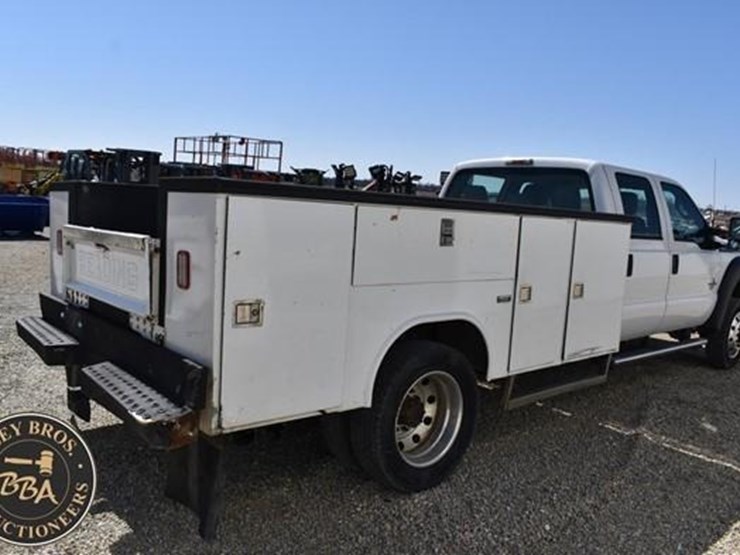 2016-ford-f550-sd-image-16