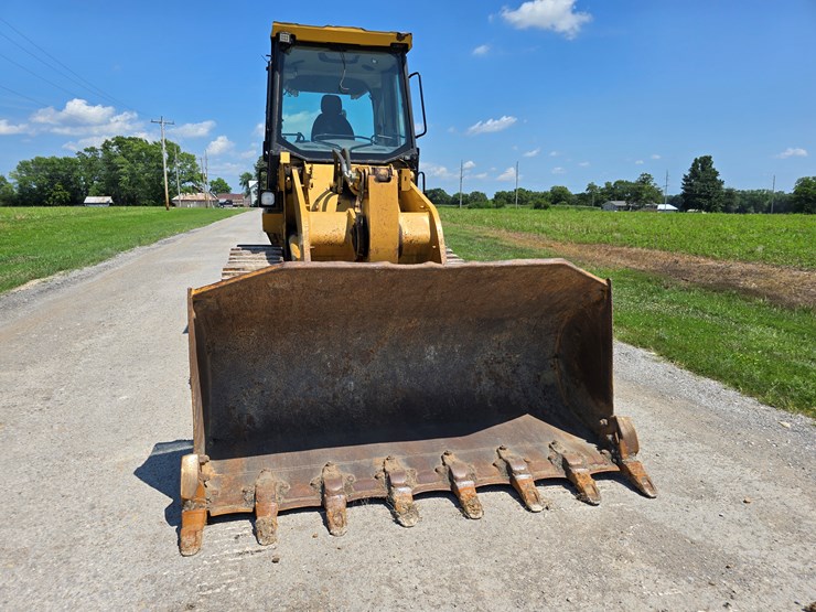 2005-caterpillar-953c-image-59