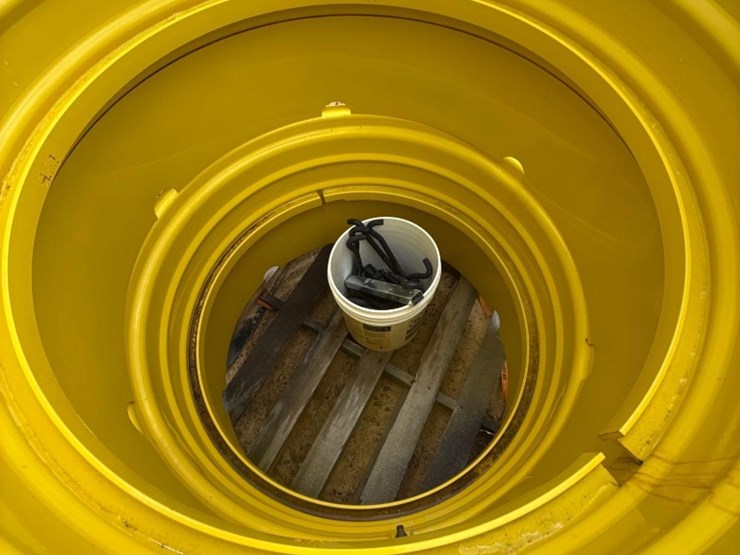 186---2---john-deere-dual-rims-image-2