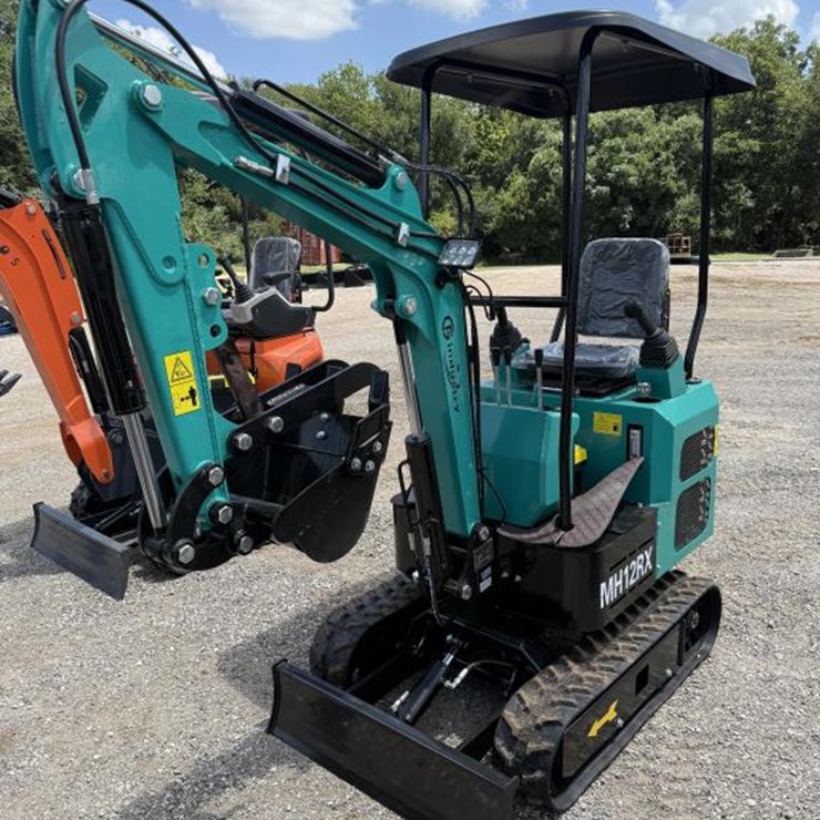 #112 • CFG Industrial Mini Excavator