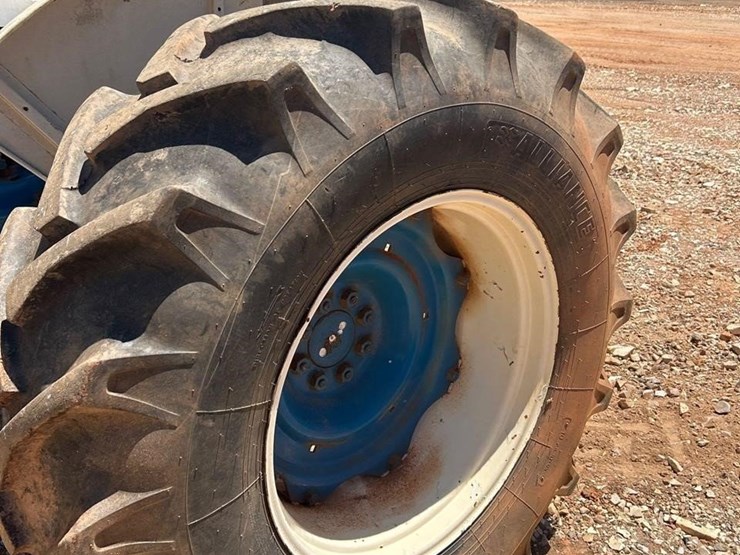 ford-5000-image-3