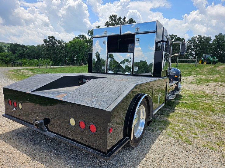2007-peterbilt-335-image-20