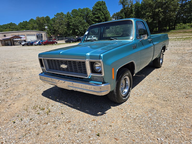 1977-chevrolet-custom-deluxe-image-2