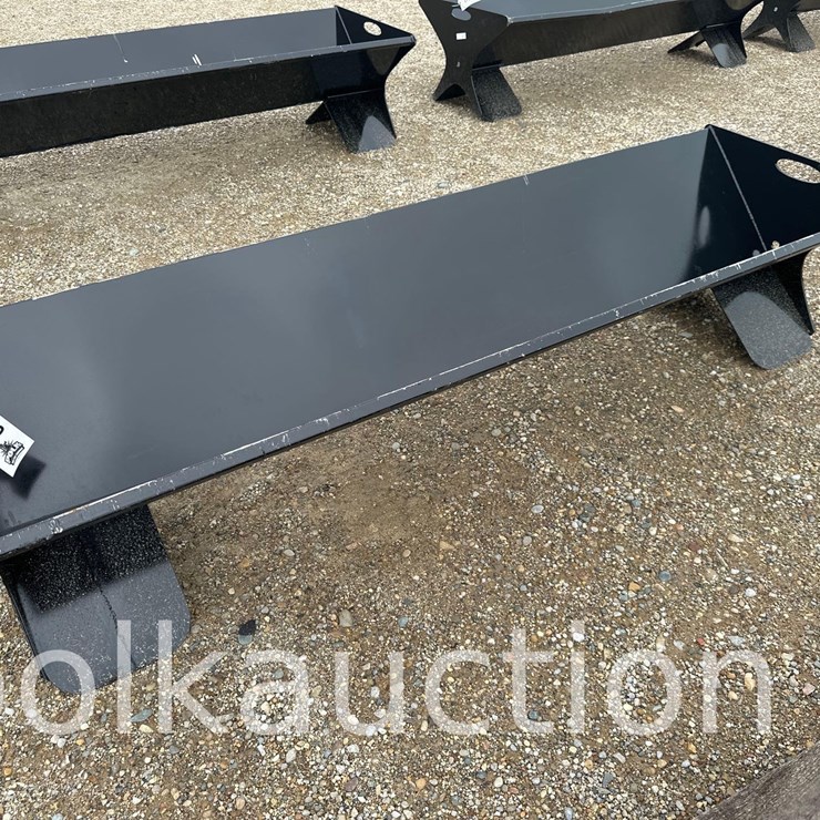 128 - 90" CATTLE FEEDER - HEAVY DUTY