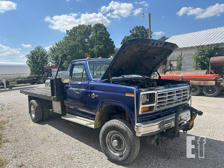 1984-ford-f350-image-4